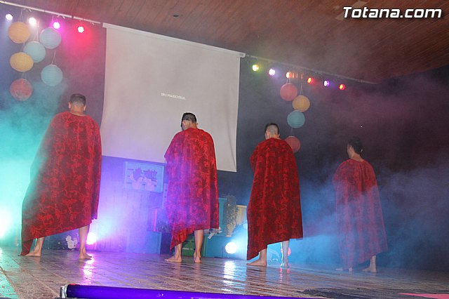 Desfile solidario de lencera y bao a beneficio de AFACMUR - 96