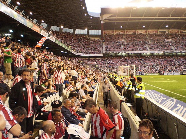 La Pea Athletic de Totana emprendi un viaje a Bilbao para asistir al encuentro entre los equipos del Athletic y el Real Madrid - 105