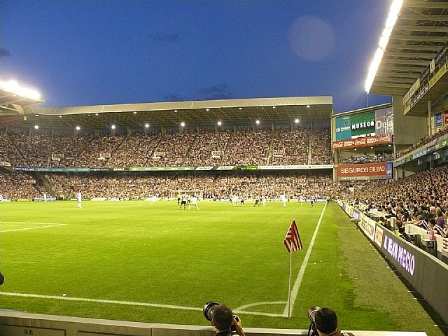 La Pea Athletic de Totana emprendi un viaje a Bilbao para asistir al encuentro entre los equipos del Athletic y el Real Madrid - 308