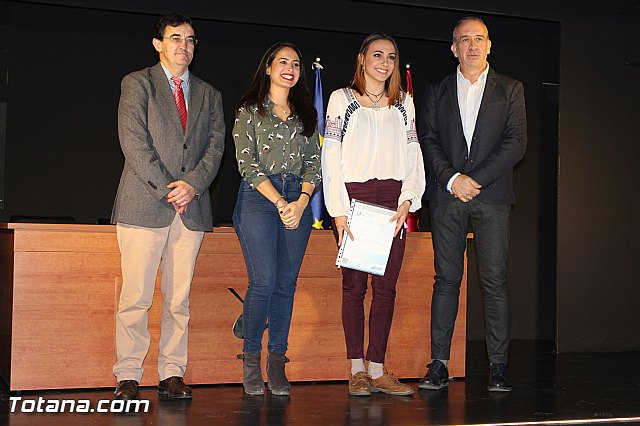 Diplomas X promocin Bachillerato Internacional IES Juan de la Cierva - 24