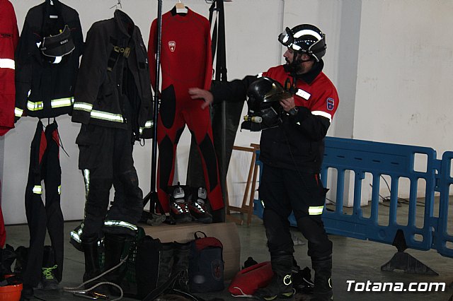 I Campaa de Recogida de Alimentos - Parque de Bomberos de Totana-Alhama  - 90