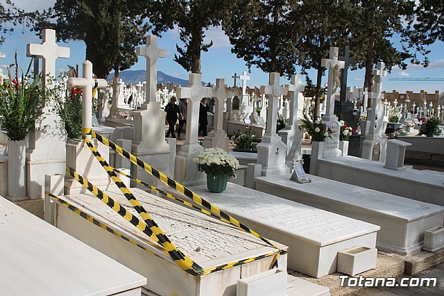 Cementerio. Da previo a la festividad de Todos los Santos 2018 - 58