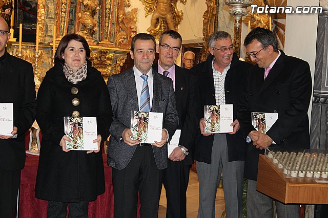 Presentacin Cuadernos de La Santa 2014 - 47