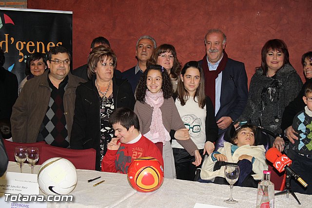 Vicente del Bosque apoya a las Enfermedades Raras en Totana - 52