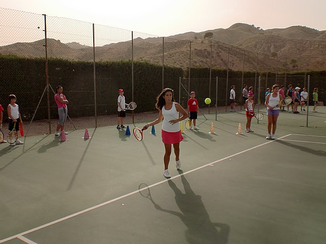 Clausura del curso 2011-2012 de la Escuela del Club de Tenis Totana - 11