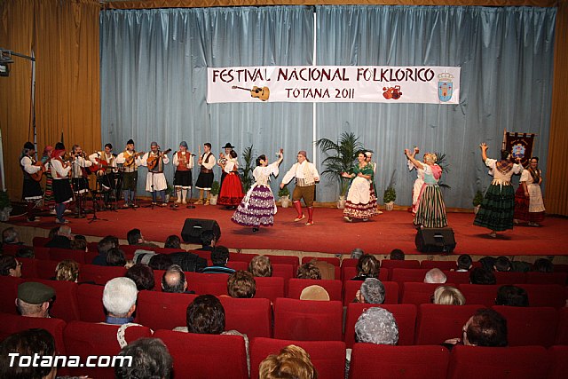 Festival folklrico 