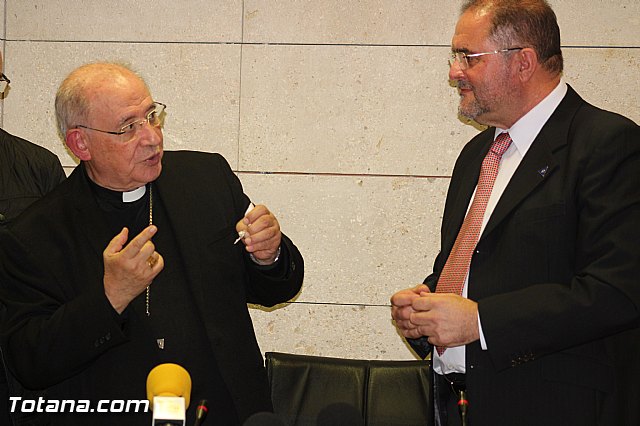 Recepcin institucional a Mons. D. Francisco Gil Helln, Arzobispo Emrito de Burgos  - 28