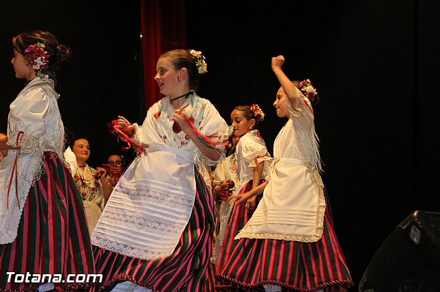 VI Festival Folklrico Infantil Coros y Danzas 