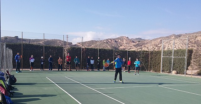 Fiesta y torneo de Navidad de la Escuela de Tenis del C.T.Totana 2015 - 2