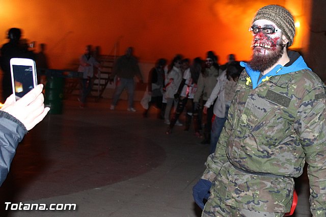 Los zombies invadieron las calles de Totana - Noche Zombie - 140