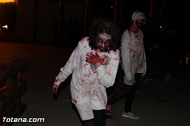 Los zombies invadieron las calles de Totana - Noche Zombie - 146